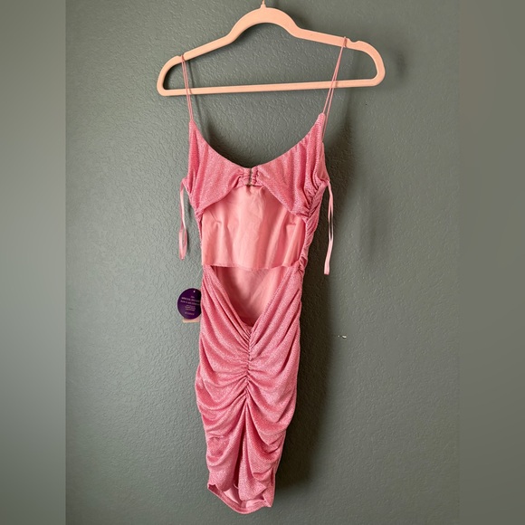 Windsor Pink Ruched Dress - Picture 3 of 4